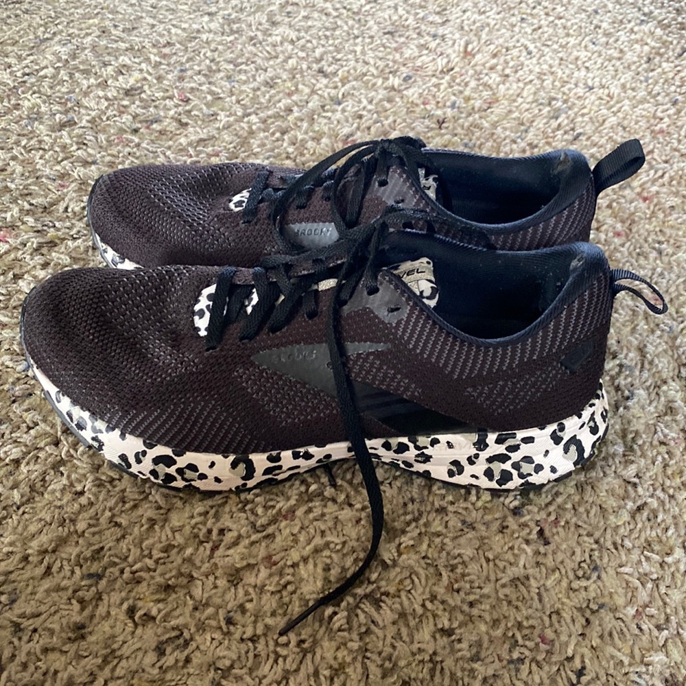 Brooks Revel 5 Women size 9